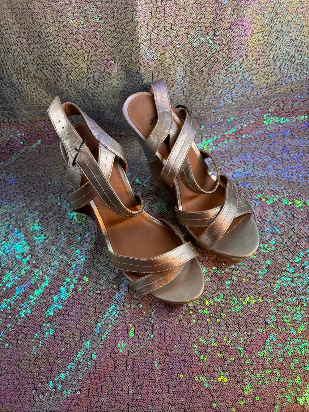 MUST BUNDLE THREE5 DOLLAR ITEMS Decree Metallic Rose Gold Wedge Sandals